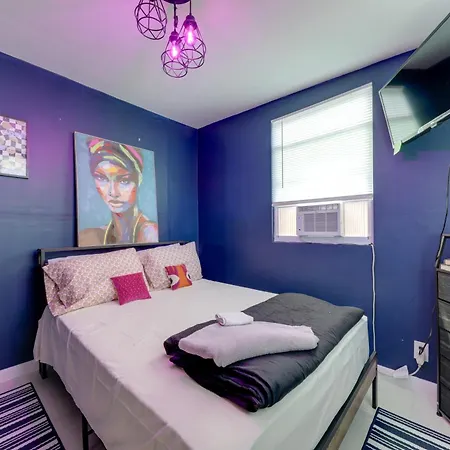Pet-Friendly Fort Lauderdale Home 8 Mi To Beach!